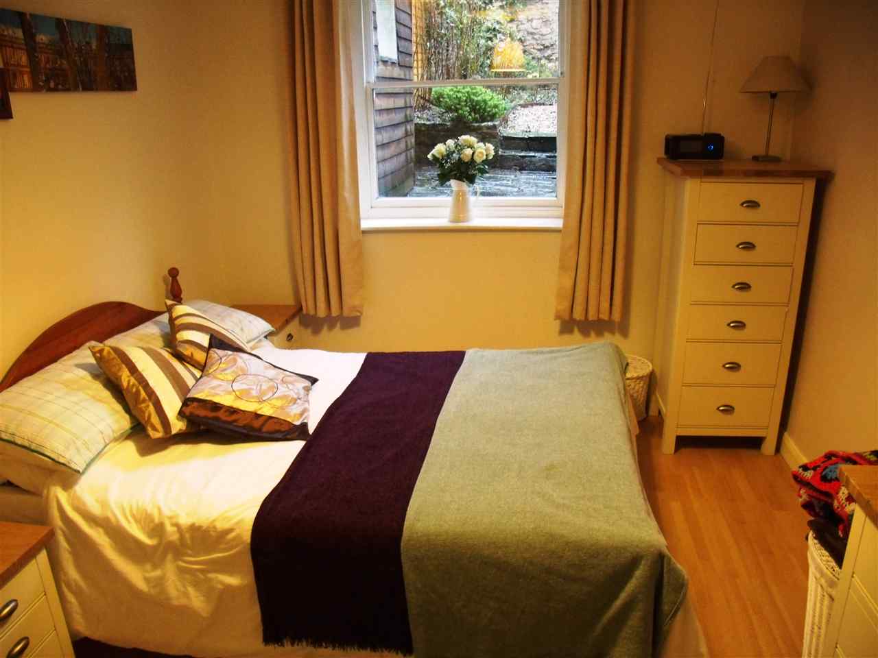 resized-2349823-master bed 2.JPG